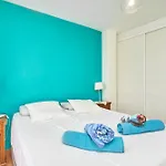 펜션 Stunning Sea Views Pool Garden