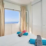 Stunning Sea Views Pool Garden *